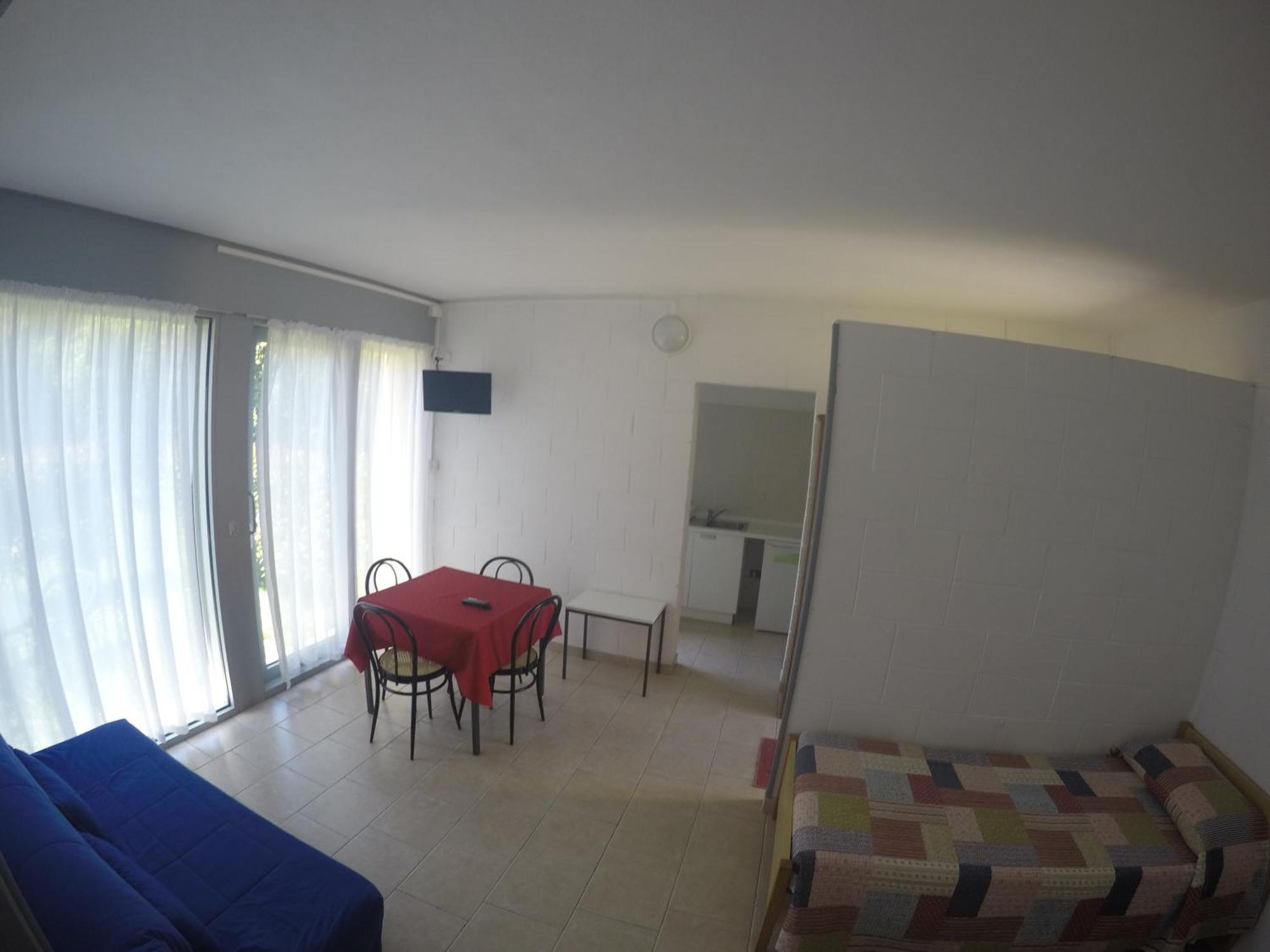 Camping Villaggio Paradiso Домазо Номер фото