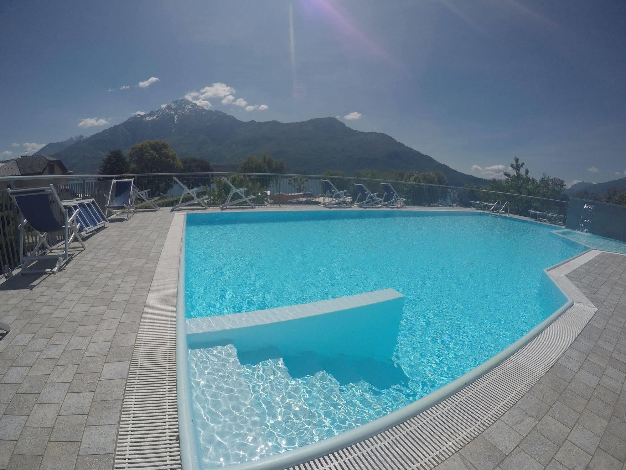 Camping Villaggio Paradiso Домазо Екстер'єр фото